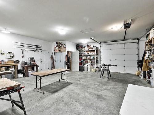 6416 Ashcroft Road, Kamloops, BC - Indoor Photo Showing Garage