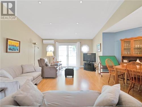 208 Virginia Avenue Unit# 103, Dieppe, NB - Indoor Photo Showing Living Room