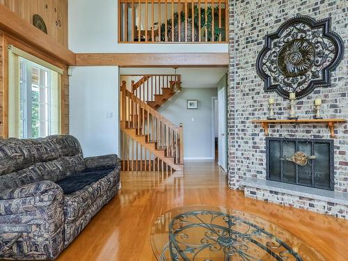 Salon - 500 Rue Lavoie, Disraeli - Ville, QC - Indoor Photo Showing Living Room With Fireplace