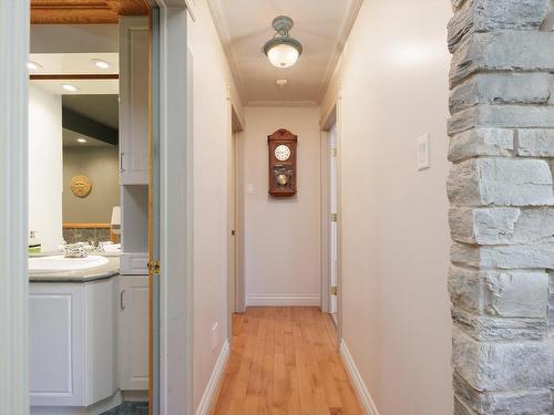 Hall d'entrÃ©e - 148 25E Avenue, Bois-Des-Filion, QC - Indoor Photo Showing Bathroom