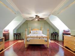 Master bedroom - 