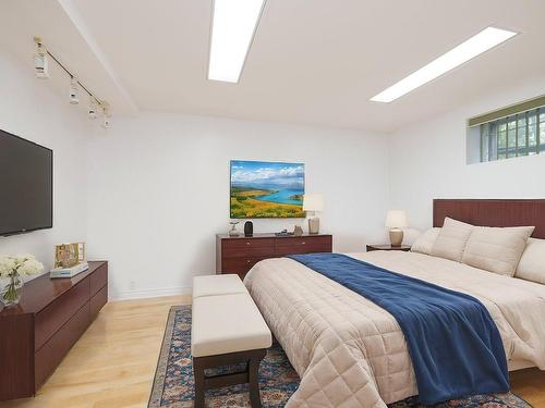 Bedroom - 148 25E Avenue, Bois-Des-Filion, QC - Indoor Photo Showing Bedroom