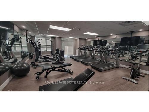 537-125 Shoreview Pl, Hamilton, ON - Indoor Photo Showing Gym Room