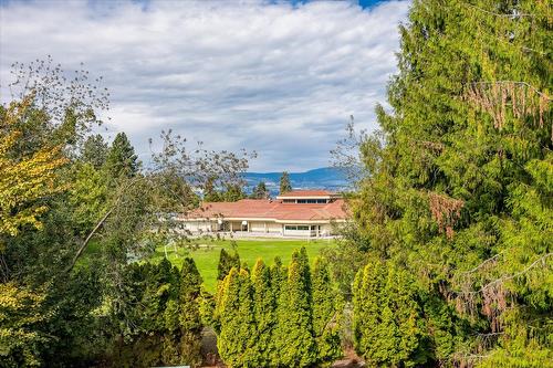 4488 Nottingham Road, Kelowna, BC - Outdoor With View