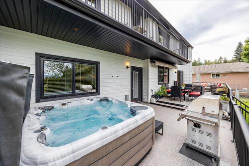 4488 Nottingham Road, Kelowna, BC - Outdoor With Deck Patio Veranda With Exterior