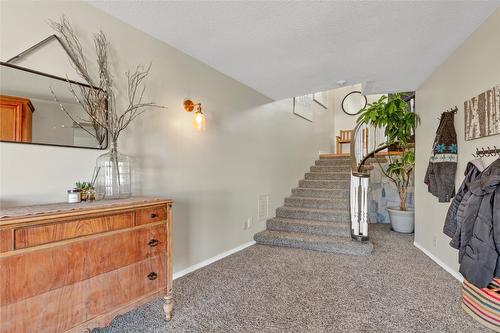 6524 Apollo Road, Vernon, BC - Indoor Photo Showing Other Room