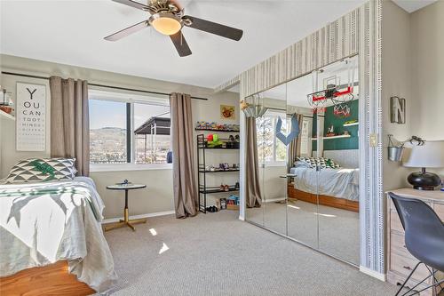 6524 Apollo Road, Vernon, BC - Indoor Photo Showing Bedroom