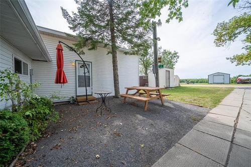 15-232 Lee River Rd, Lac Du Bonnet, MB 