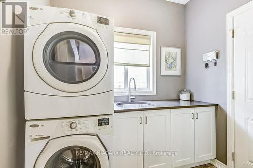 6635 Parkside Road, Niagara Falls (Forestview), ON - Indoor Photo Showing Laundry Room