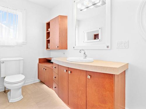 Salle de bains - 42A Av. Du Golf, Pointe-Claire, QC - Indoor Photo Showing Bathroom