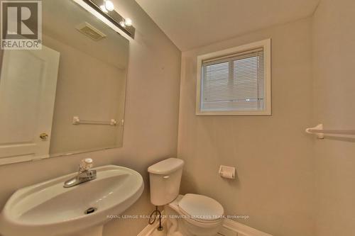 1652 Beaty Trail, Milton (Beaty), ON - Indoor Photo Showing Bathroom