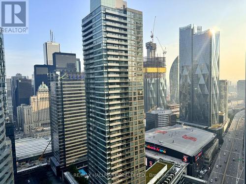 4103 - 10 York Street, Toronto (Waterfront Communities), ON - Outdoor With Facade