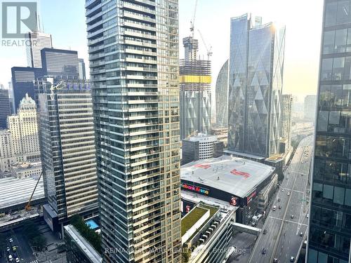 4103 - 10 York Street, Toronto (Waterfront Communities), ON - Outdoor With Facade