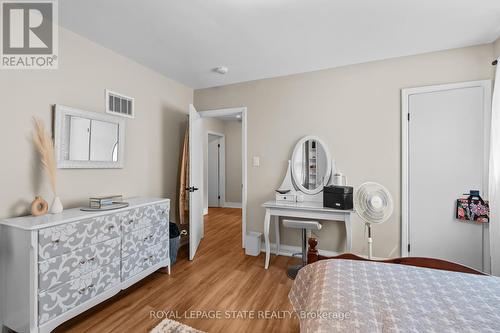 17 Prestwick Avenue, St. Catharines (Oakdale), ON - Indoor Photo Showing Bedroom