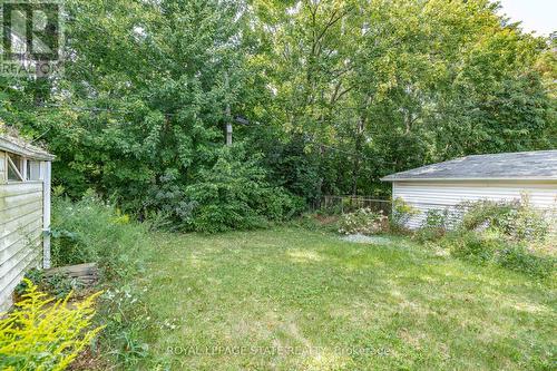 17 Prestwick Avenue, St. Catharines (Oakdale), ON - Outdoor