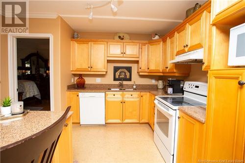 163 Royal Oaks Boulevard Unit# 206, Moncton, NB - Indoor Photo Showing Kitchen