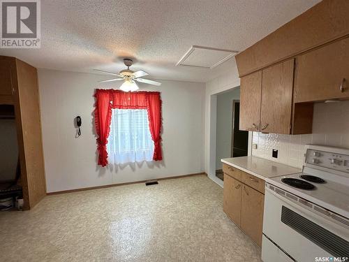 206 Prince Street, Hudson Bay, SK - Indoor Photo Showing Kitchen