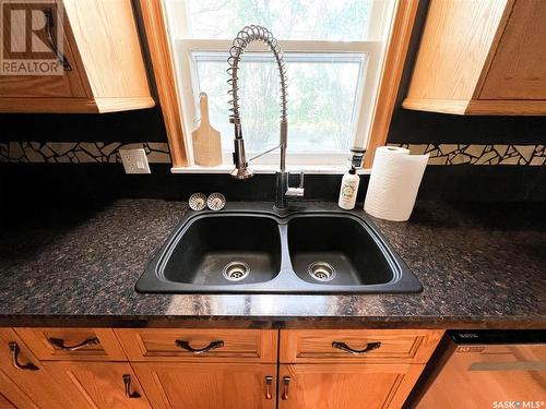 510 Mann Avenue, Radville, SK - Indoor Photo Showing Kitchen With Double Sink