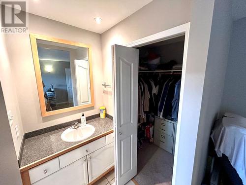 10580 Bonnie Drive, Lake Country, BC - Indoor Photo Showing Bathroom