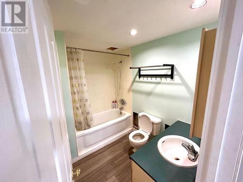 10580 Bonnie Drive, Lake Country, BC - Indoor Photo Showing Bathroom