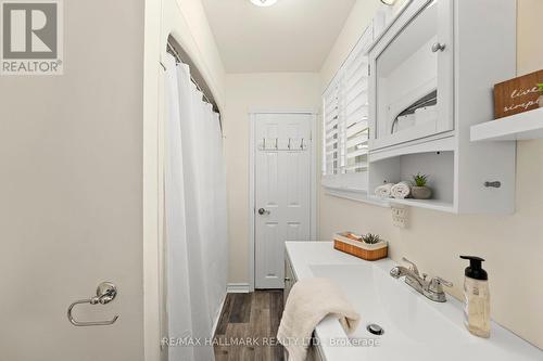 162 Riverbank Drive, Georgina (Pefferlaw), ON - Indoor Photo Showing Bathroom