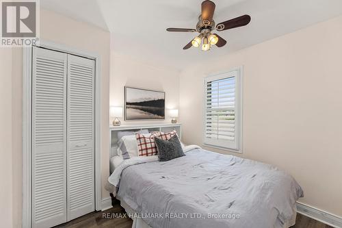 162 Riverbank Drive, Georgina (Pefferlaw), ON - Indoor Photo Showing Bedroom