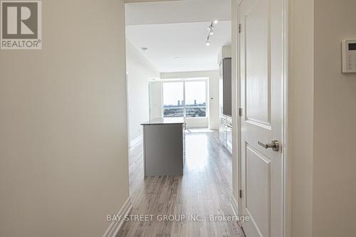 1107 - 9085 Jane Street, Vaughan, ON - Indoor Photo Showing Other Room