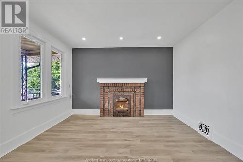 747-749 Niagara Street, Windsor, ON - Indoor With Fireplace