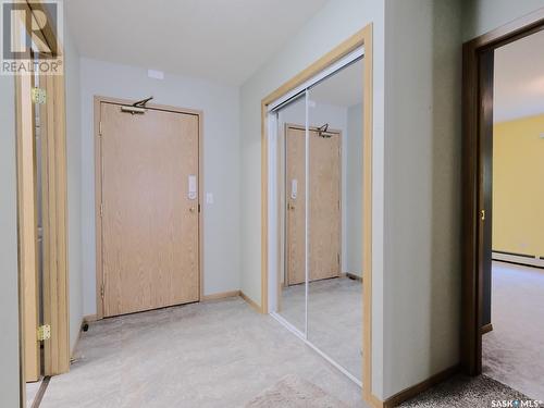 202 212 3Rd Avenue E, Rosetown, SK - Indoor Photo Showing Other Room