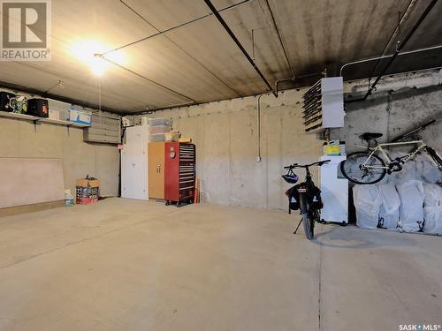 202 212 3Rd Avenue E, Rosetown, SK - Indoor Photo Showing Garage