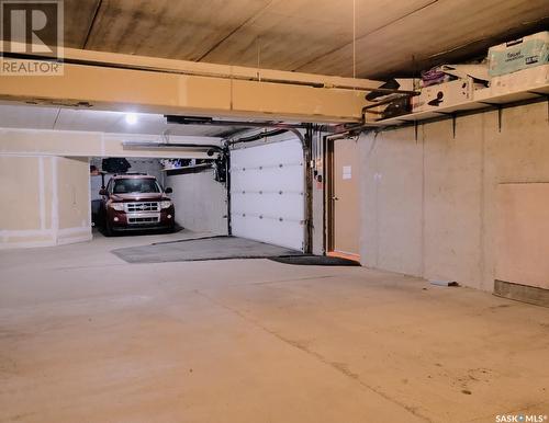 202 212 3Rd Avenue E, Rosetown, SK - Indoor Photo Showing Garage