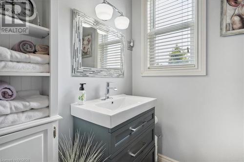 1212 Bruce Road 40, Arran Twp, ON - Indoor Photo Showing Bathroom