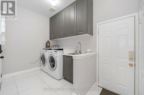 14 Valleywest Road, Brampton (Vales Of Castlemore), ON - Indoor Photo Showing Laundry Room