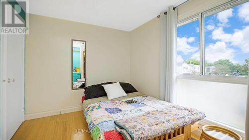 4 Greenfield Square, Brampton (Northgate), ON - Indoor Photo Showing Bedroom