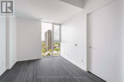 1107 - 185 Alberta Avenue, Toronto (Oakwood Village), ON - Indoor Photo Showing Other Room