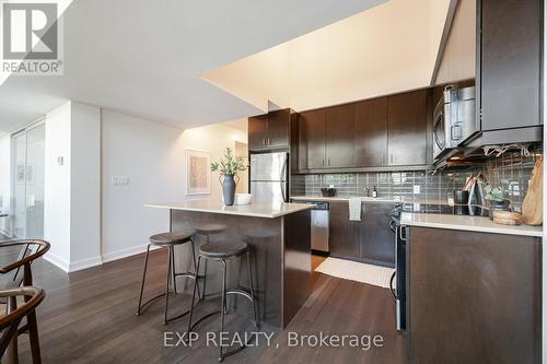 230 - 201 Carlaw Avenue, Toronto (South Riverdale), ON - Indoor Photo Showing Kitchen With Upgraded Kitchen