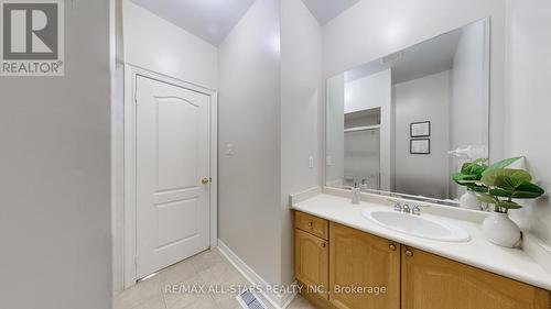 40 Melissa Way, Markham, ON - Indoor Photo Showing Bathroom