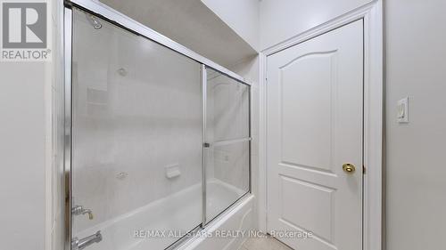 40 Melissa Way, Markham (Buttonville), ON - Indoor Photo Showing Bathroom