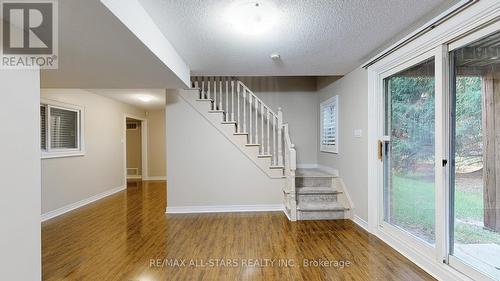 40 Melissa Way, Markham (Buttonville), ON - Indoor Photo Showing Other Room