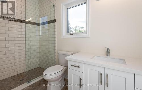 849 Trivetts Road, Georgina, ON - Indoor Photo Showing Bathroom