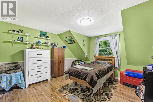 1683 Dunns Line, Severn, ON - Indoor Photo Showing Bedroom