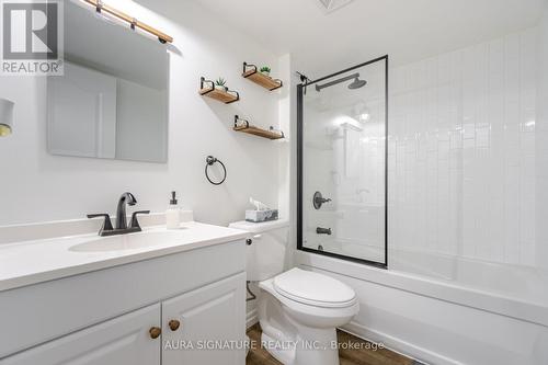 706 - 2772 Keele Street, Toronto (Downsview-Roding-Cfb), ON - Indoor Photo Showing Bathroom