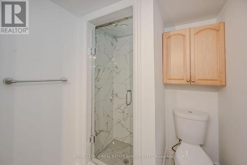 B - 575 Third Line, Oakville, ON - Indoor Photo Showing Bathroom