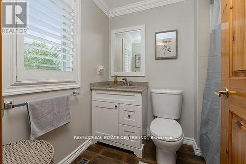 53 Mckinnon Avenue, Halton Hills (Georgetown), ON - Indoor Photo Showing Bathroom