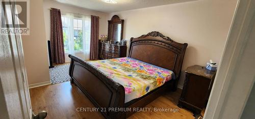 3252 Equestrian Crescent, Mississauga (Churchill Meadows), ON - Indoor Photo Showing Bedroom