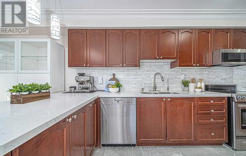 40 Summerside Avenue, Whitby (Taunton North), ON - Indoor Photo Showing Kitchen