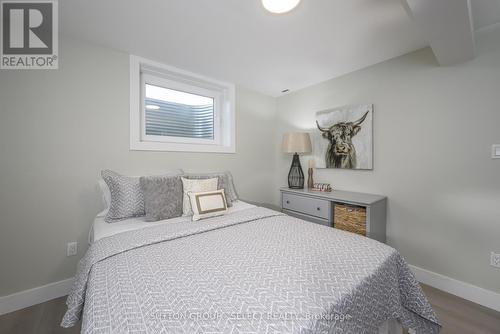 132 Crestview Drive, Middlesex Centre (Kilworth), ON - Indoor Photo Showing Bedroom