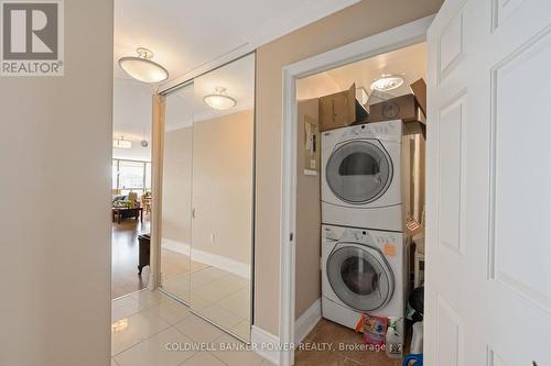 1511 - 695 Richmond Street, London, ON - Indoor Photo Showing Laundry Room