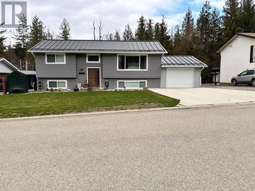 2131 23 Avenue, Salmon Arm, BC - Outdoor With Facade