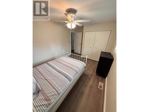 2131 23 Avenue, Salmon Arm, BC - Indoor Photo Showing Bedroom